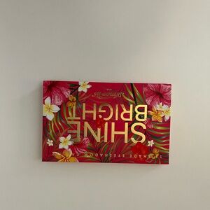Shine Bright Eyeshadow Palette